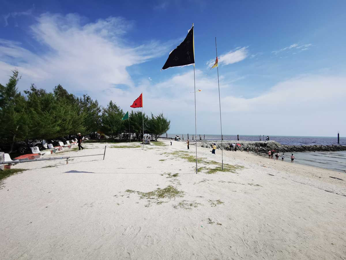 Redang Beach Sekinchan
