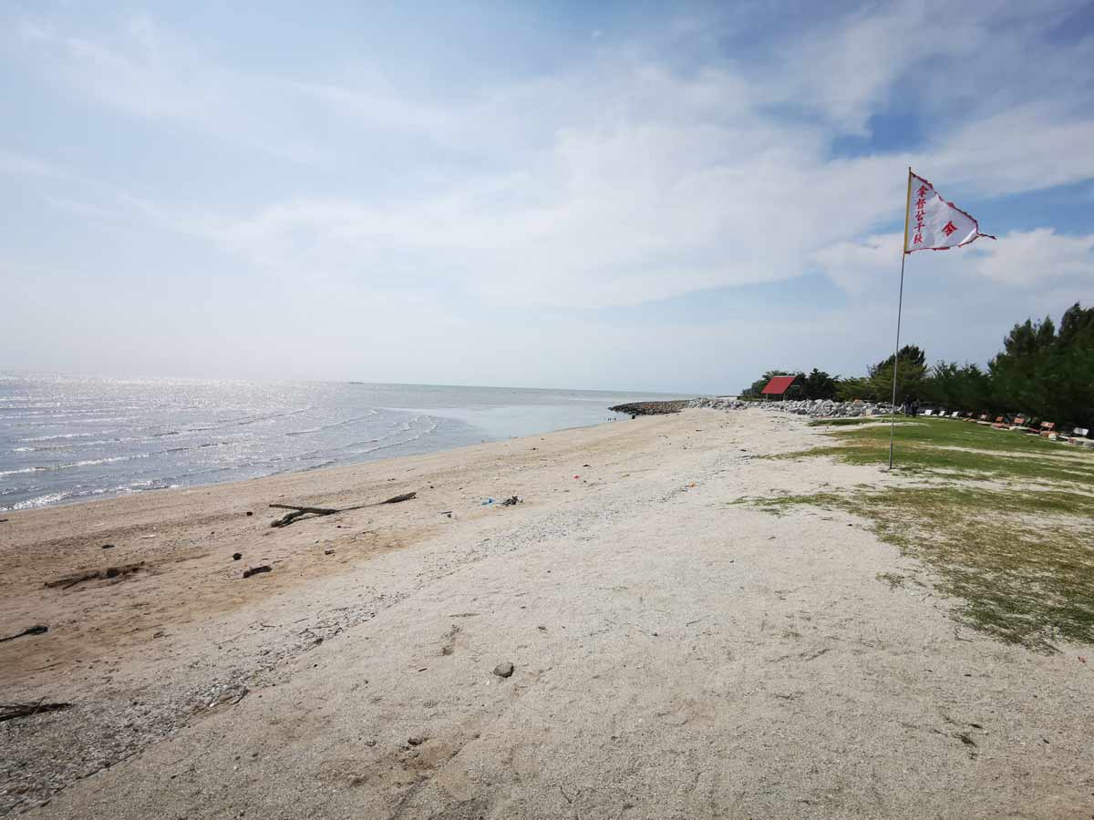 Pantai Redang Sekinchan